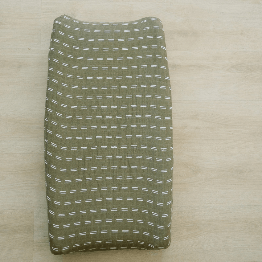 Cotton Muslin Change Pad Cover, Olive Strokes